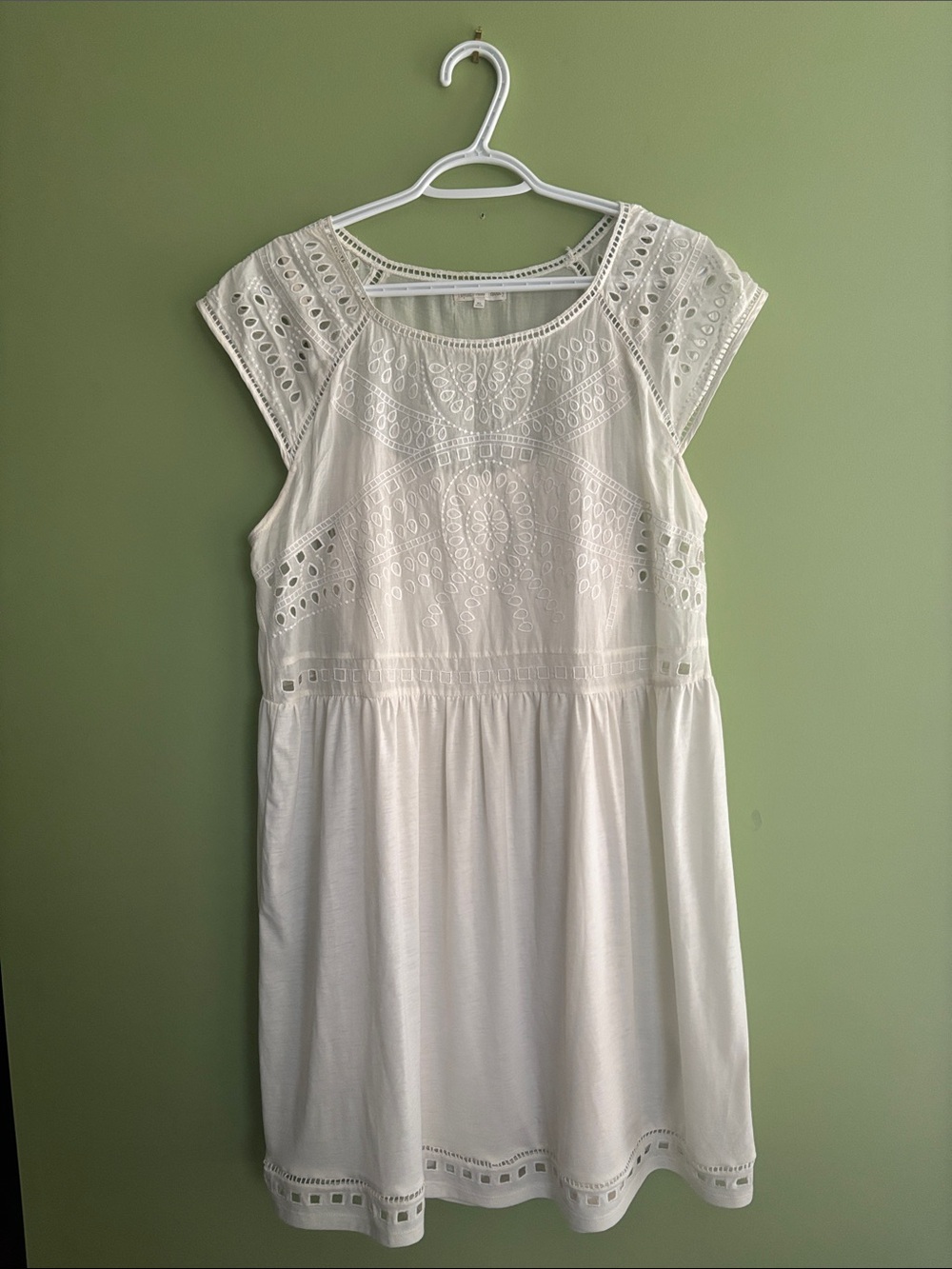 Thyme & Honey Eyelet Cap-Sleeve Dress
